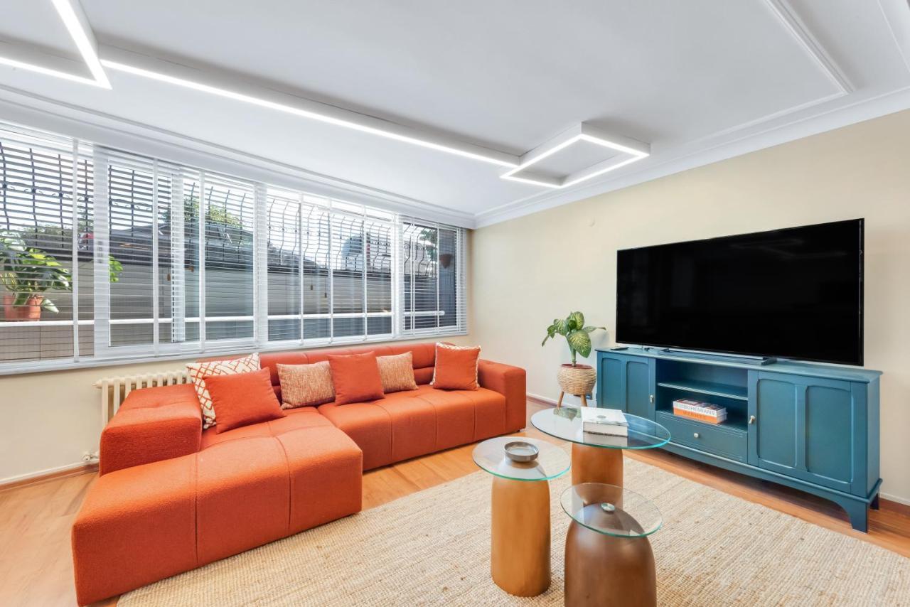 Apartamento Modern Flat In The Heart Of Estambul Exterior foto